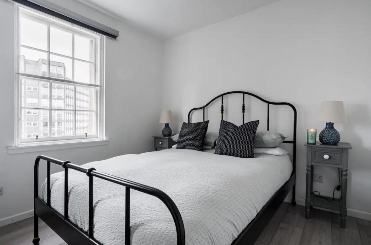 Edinburgh Castle Apartment エクステリア 写真