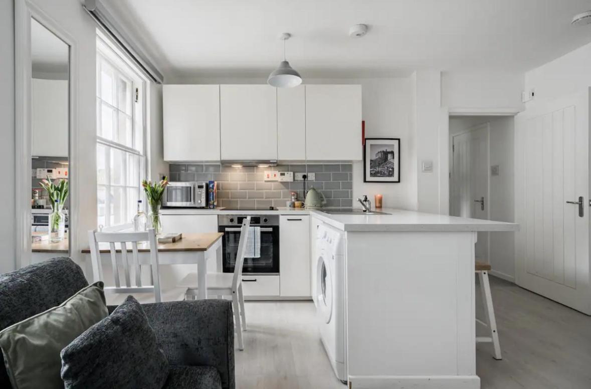 Edinburgh Castle Apartment エクステリア 写真